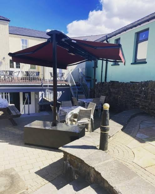 Cambrian Inn Tredegar Eksteriør bilde