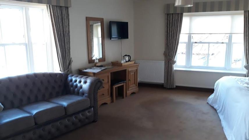 Cambrian Inn Tredegar Eksteriør bilde